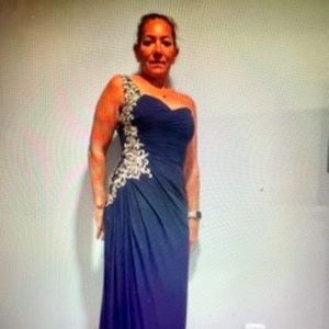 Women's Cachet Navy/Gold Evening Gown Size 6